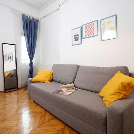 Lovely Apartment With 2 Bedrooms Bucureşti Exterior foto
